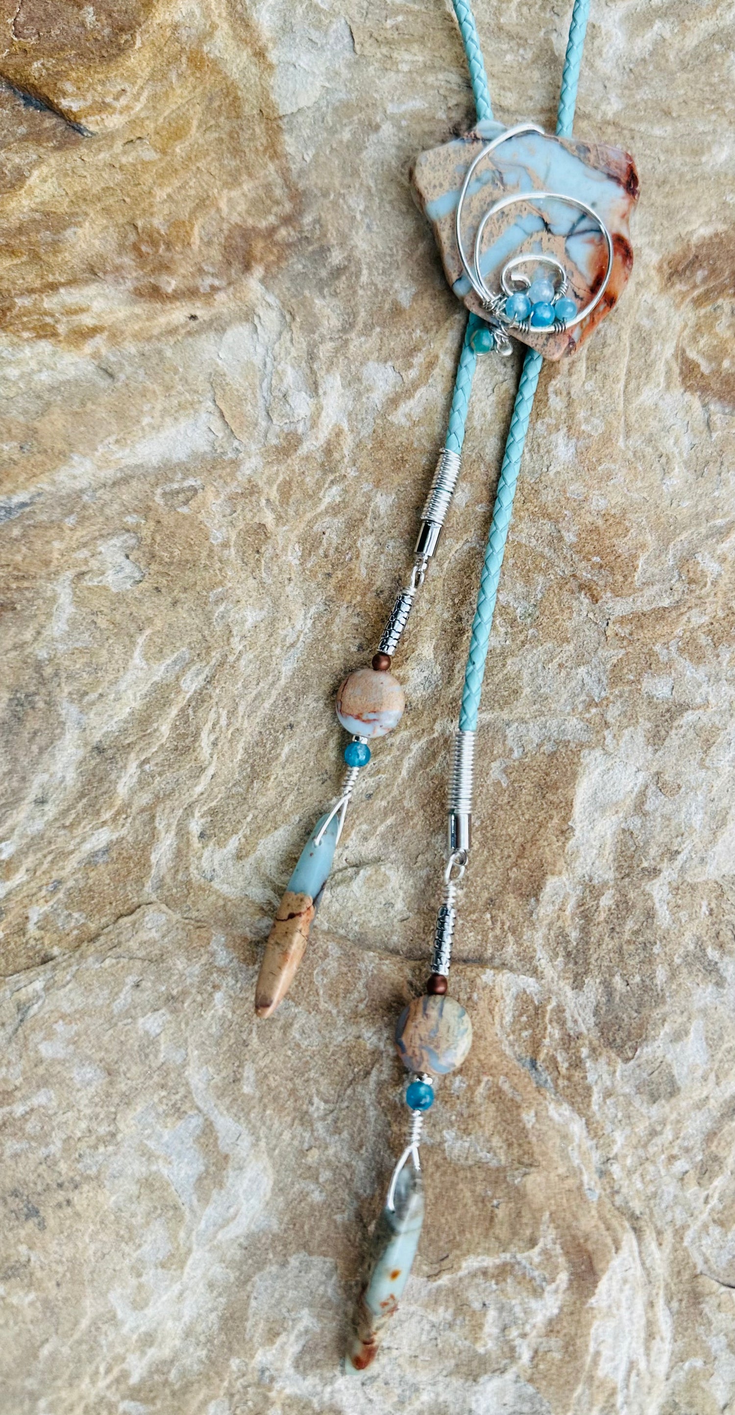 Spirited Canyon Tie- Set