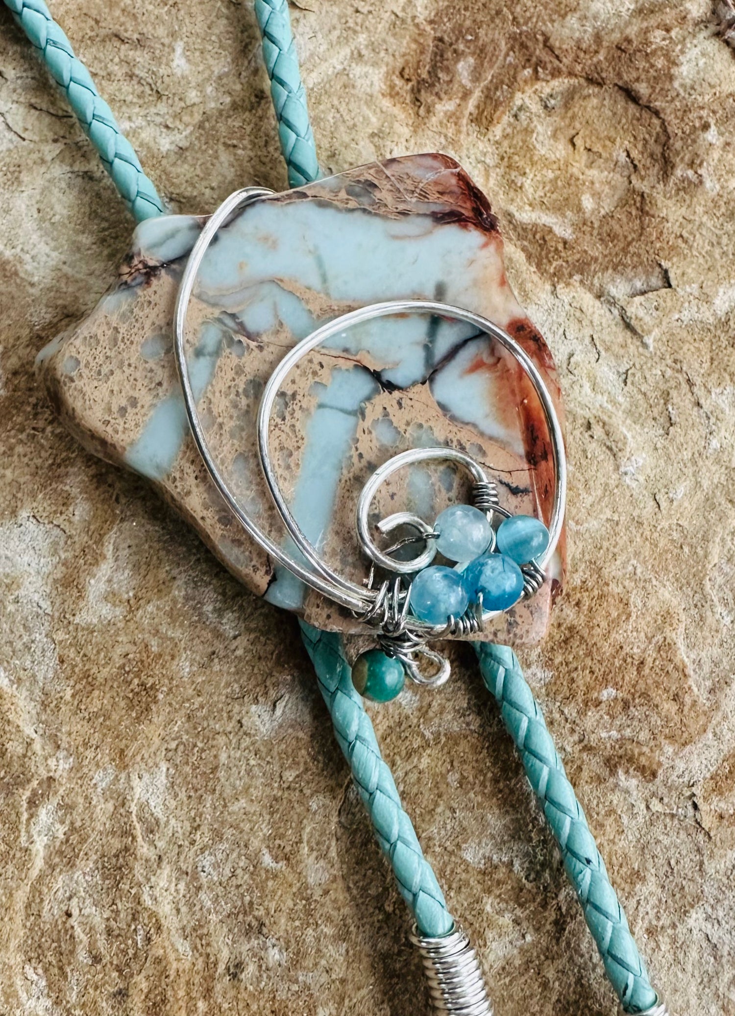 Spirited Canyon Tie- Set