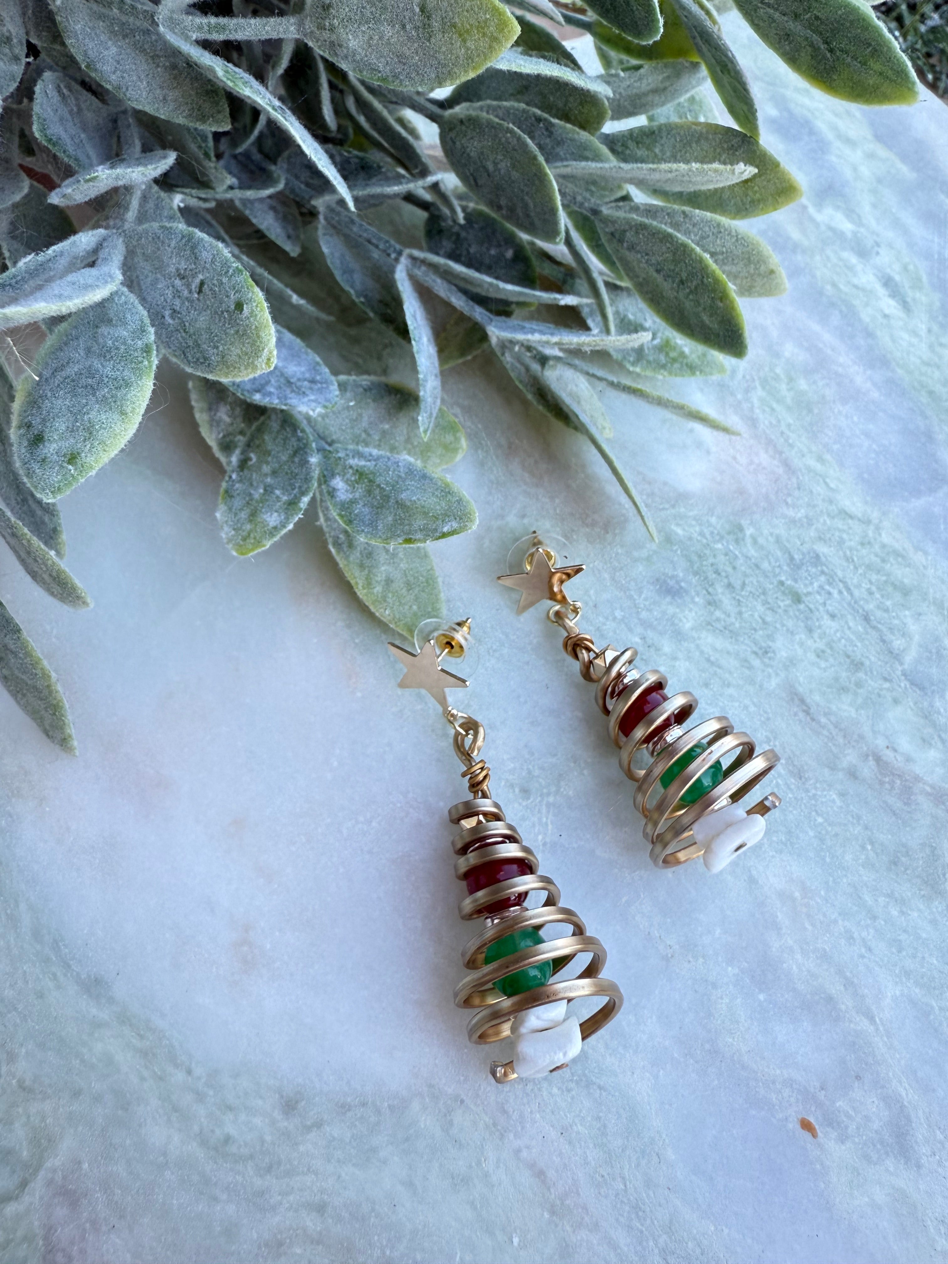 Twinkling Tree Spirals