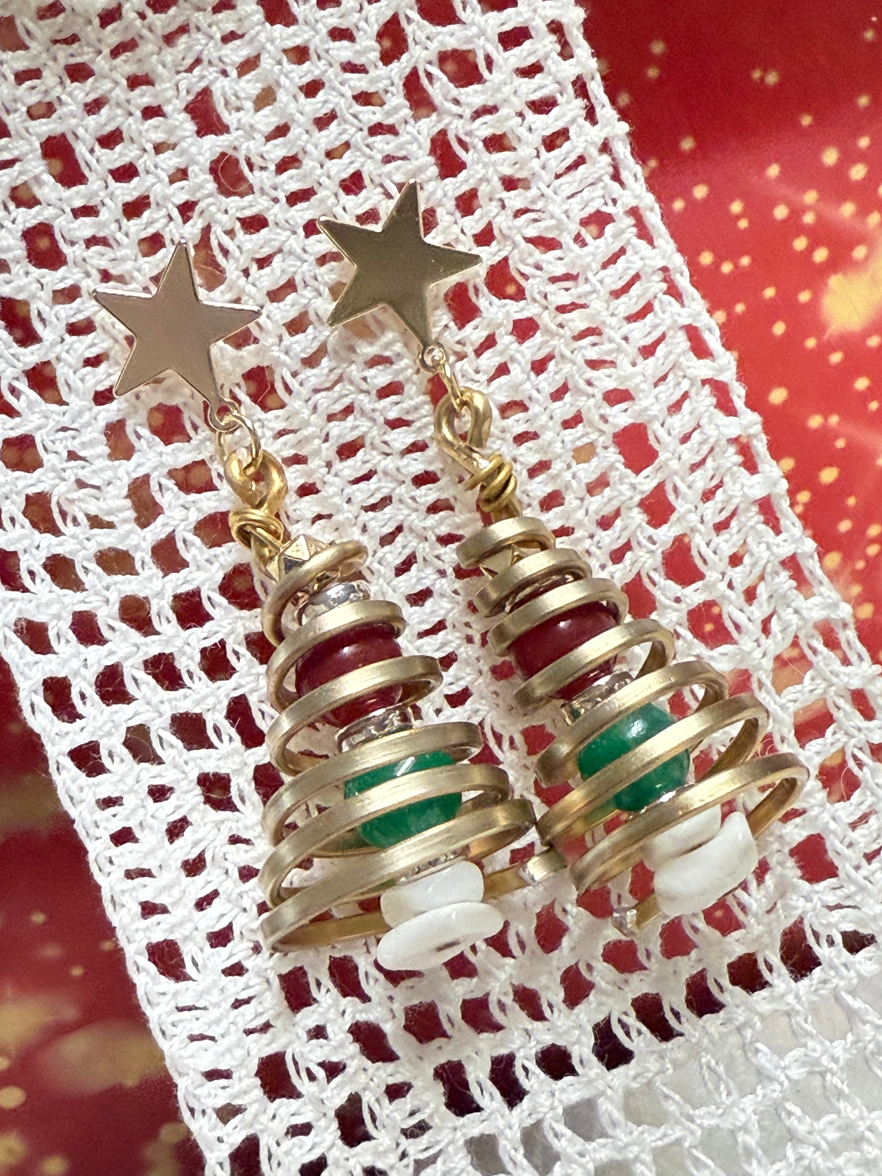 Twinkling Tree Spirals